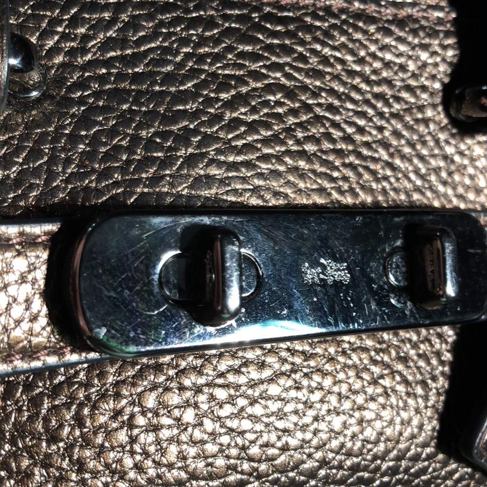 Coach Swagger 27 34816 Dark Bronze MSRP 450.00 Very Good Cond 100% Authentic - Picture 5 of 15